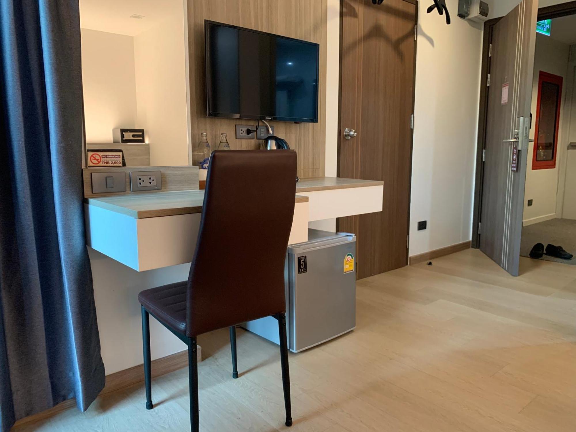 Thana Wisut Hotel Bangkok Dış mekan fotoğraf